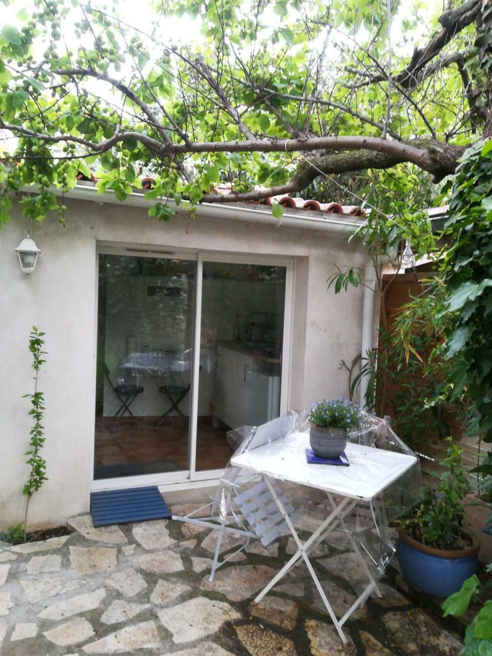 Grand Studio Avec Piscine Montpellier Exterior foto